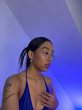 LunaVelour13 online show from July 22, 2026, 3:26 pm