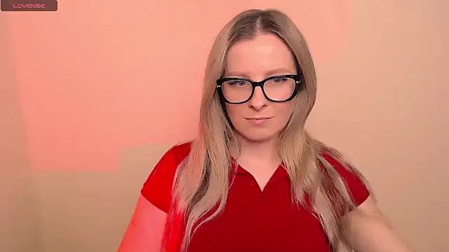 AnnePeach online show from March 19, 2026, 8:02 pm