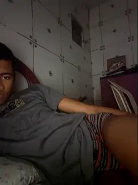 Snapshot of jujubinha1028 chatting on February 24, 2026, 2:20 am jujubinha1028 online show from February 24, 2026, 2:20 am