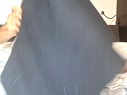 Cinnamonbunn online show from March 5, 2026, 6:53 am