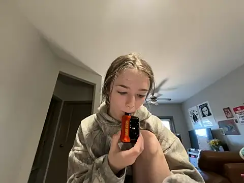 ash10alex online show from March 21, 2026, 6:33 pm