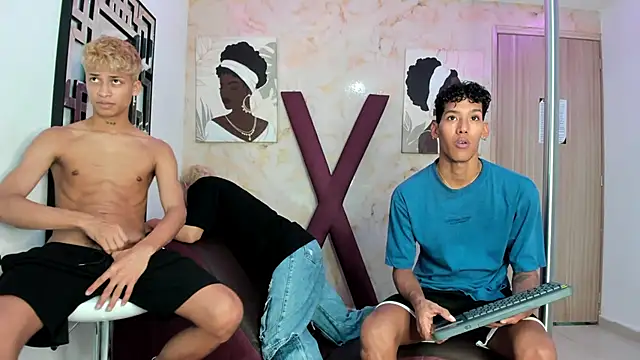 GREEN BOYS online show from March 29, 2026, 5:07 am