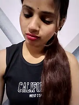 samayra1144 online show from March 13, 2026, 4:30 am