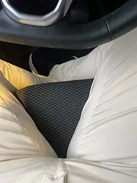 BlondeDutchXItaliano online show from February 24, 2026, 4:49 pm