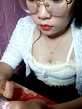 Eye-squirt online show from February 27, 2026, 3:34 pm