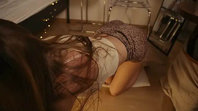 Riri kikki online show from April 25, 2026, 4:15 pm