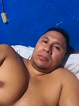 Snapshot of deiner13 chatting on February 21, 2026, 4:02 am deiner13 online show from February 21, 2026, 4:02 am