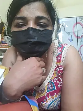 Tamil Luckly girl online show from April 15, 2026, 7:37 am