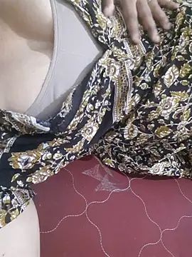 Tamil Luckly girl online show from June 2, 2026, 12:51 pm