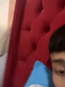 glopetitooo online show from February 15, 2026, 4:14 pm