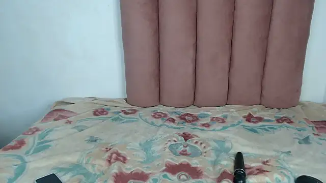 Snapshot of BigBootyEbony_ chatting on April 5, 2026, 8:22 am BigBootyEbony online show from April 5, 2026, 8:22 am