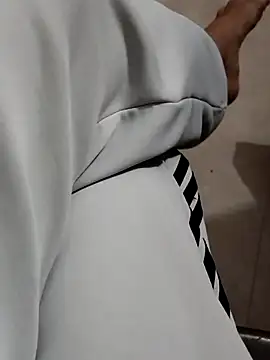 Snapshot of yashudick chatting on March 2, 2026, 3:19 pm yashudick online show from March 2, 2026, 3:19 pm