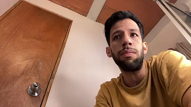 Karim mansur online show from April 8, 2026, 4:51 pm