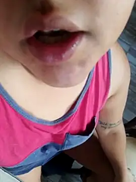 Snapshot of 69_less chatting on February 23, 2026, 6:38 pm 69 less online show from February 23, 2026, 6:38 pm