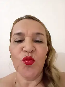 charlotte milf30 online show from March 15, 2026, 2:17 am