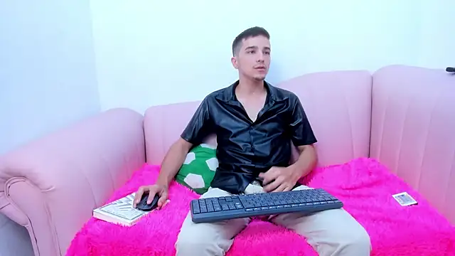 bad boy cum  online show from April 3, 2026, 11:03 pm