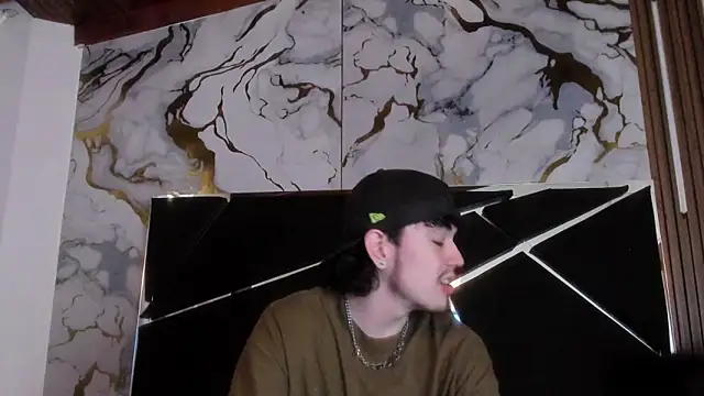 Couple In Heat online show from February 26, 2026, 8:19 pm