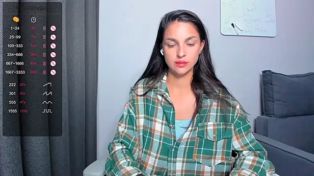 Snapshot of AngelGabe chatting on June 24, 2026, 6:40 pm AngelGabe online show from June 24, 2026, 6:40 pm