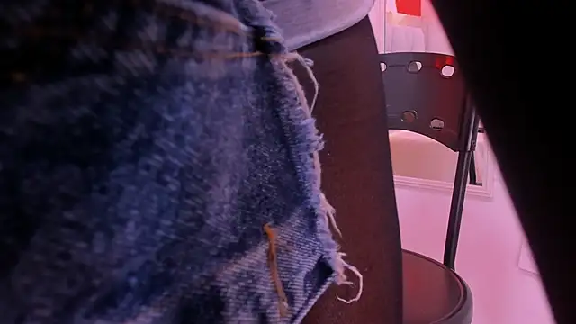 Kendal hot69  online show from February 21, 2026, 7:37 pm