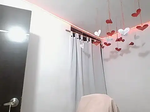 Lia1224 online show from February 16, 2026, 6:04 pm