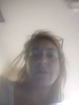 MissBella0969 online show from April 3, 2026, 3:04 am