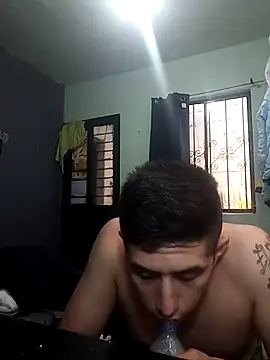 BeetledStoop online show from April 14, 2026, 11:44 pm