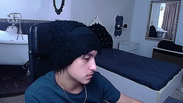 Snapshot of GriffinDane chatting on February 20, 2026, 6:26 am GriffinDane online show from February 20, 2026, 6:26 am