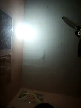 Cute jaanux online show from February 18, 2026, 4:36 pm