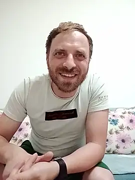 Snapshot of Scarbau chatting on May 24, 2026, 9:31 pm Scarbau online show from May 24, 2026, 9:31 pm