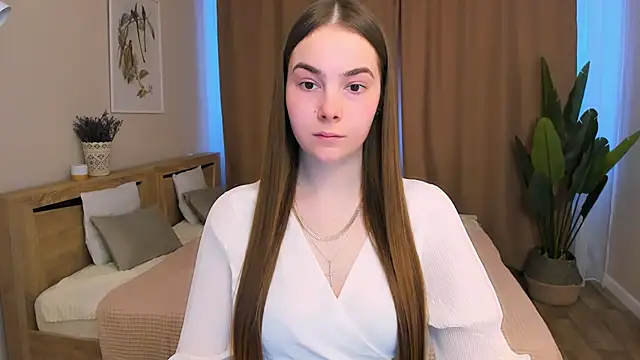 Snapshot of Maddy_Wood_ chatting on February 17, 2026, 8:22 am Maddy Wood online show from February 17, 2026, 8:22 am