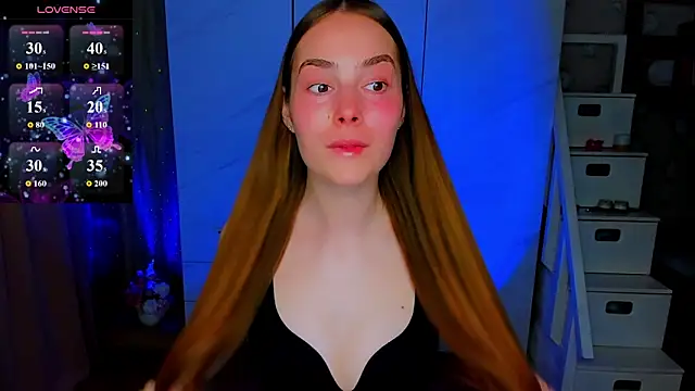 Maddy Wood  online show from June 18, 2026, 3:27 pm