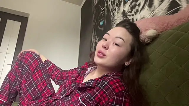 Snapshot of AudieGravely chatting on February 18, 2026, 3:35 am AudieGravely online show from February 18, 2026, 3:35 am