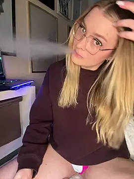 Snapshot of melanieTesss chatting on March 30, 2026, 1:34 pm melanieTesss online show from March 30, 2026, 1:34 pm