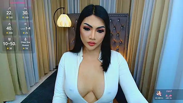 Snapshot of Laureen_Hilton chatting on February 26, 2026, 11:42 am Laureen Hilton online show from February 26, 2026, 11:42 am