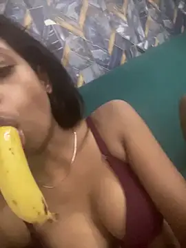 Rani1993 online show from February 21, 2026, 8:21 pm