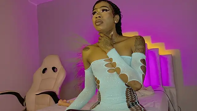 Sheinny brown1 online show from February 19, 2026, 7:43 pm