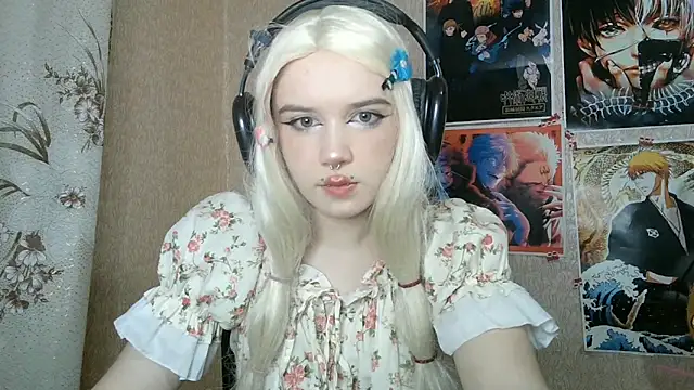 MilaTyan online show from March 19, 2026, 5:06 pm