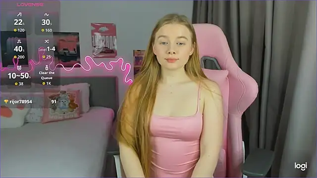 Snapshot of EvaRaee chatting on February 19, 2026, 3:57 am EvaRaee online show from February 19, 2026, 3:57 am