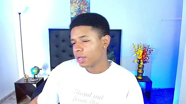 liiam3 online show from April 14, 2026, 8:48 pm