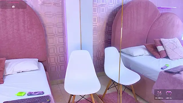 Khloe Moon online show from March 28, 2026, 7:46 pm