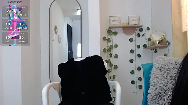 Snapshot of dark_dreams_ chatting on July 17, 2026, 6:13 pm dark dreams online show from July 17, 2026, 6:13 pm