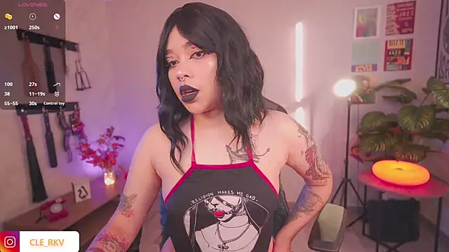 violette clerk1  online show from June 27, 2026, 9:53 pm