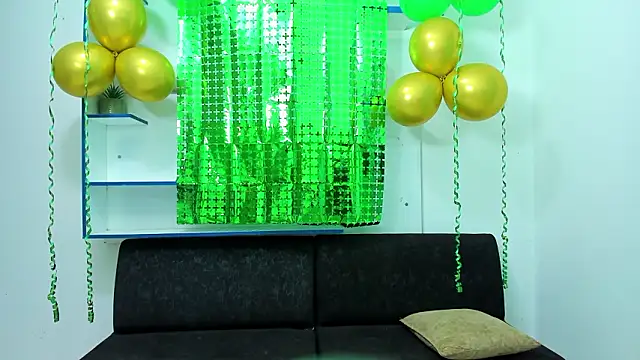 luna sex hot  online show from March 19, 2026, 1:59 pm