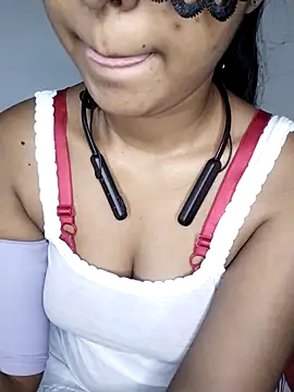 ASHANYA JAYASOORIYA online show from March 6, 2026, 6:10 am