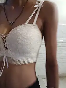 slim figure08 online show from June 20, 2026, 12:25 am