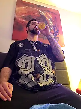 LargeLith online show from March 28, 2026, 9:14 pm