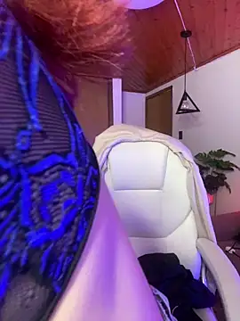 Maraia pink18 online show from February 20, 2026, 1:33 pm