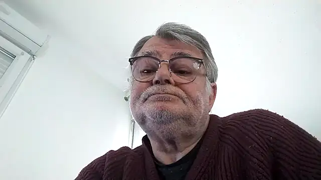 Vieux pervert online show from March 1, 2026, 8:05 am