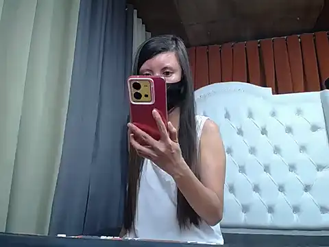 lady moon09 online show from February 19, 2026, 12:50 am