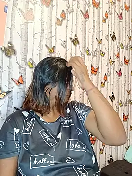 Snapshot of indianstrawberrylips4u chatting on July 8, 2026, 6:45 pm indianstrawberrylips4u online show from July 8, 2026, 6:45 pm